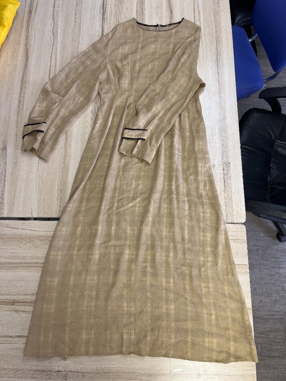 Ombradifoglia Grid-Pattern tan Maxi Dress